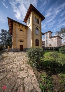 Casa Bi/Trifamiliare in vendita Via Luigi Cadorna , Sarzana