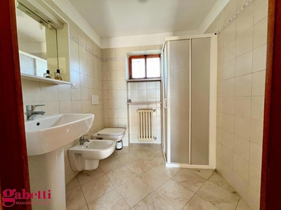 Casa indipendente di 200 mq in vendita - Novello