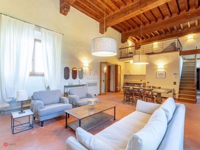 Casa indipendente in Affitto in Via della Loggia dei Bianchi 1 -2 a Firenze
