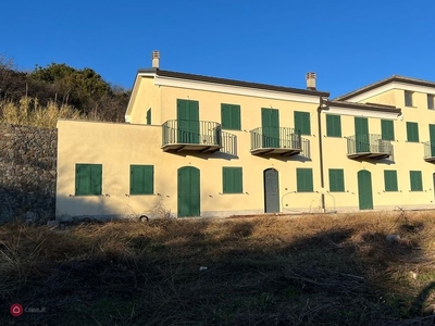Casa indipendente in Vendita in Via Ciantagalletto 33 a Savona