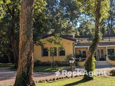 Esclusiva villa di 281 mq in vendita Sabaudia, Italia