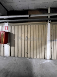 Garage / Posto Auto - Singolo a San Faustino, Modena