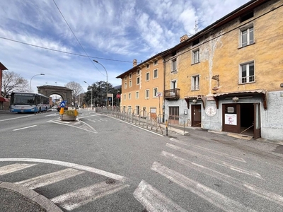 Lussuoso casale in vendita Piazza Renato Vuillermin, Aosta, Valle d’Aosta