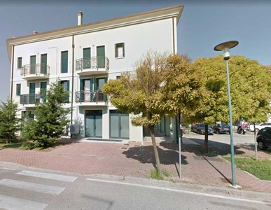 Negozio in Affitto ad Cavallino-treporti - 750 Euro