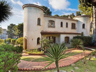 Prestigiosa villa di 1250 mq in vendita Via Romana, Bordighera, Liguria