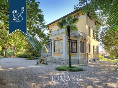 Villa di 400 mq in vendita Lesa, Piemonte