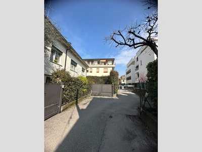 Trilocale in Vendita a Padova, zona SAN PAOLO, 165'000€, 60 m²