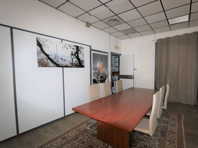 Ufficio / Studio in affitto a Genova - Zona: 6 . Bolzaneto, Valpolcevera, Rivarolo