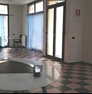 Ufficio / Studio in affitto a La Spezia - Zona: Canaletto