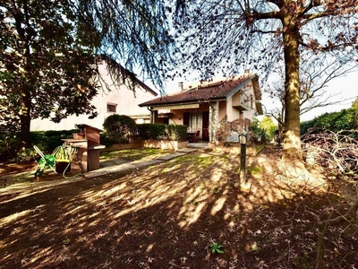 Prestigiosa villa di 590 mq in vendita, Via Bergamo, Bellusco, Monza e Brianza, Lombardia
