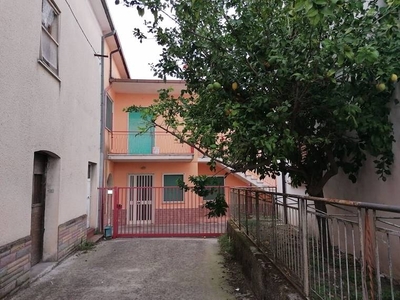 Villa in vendita a Cervaro, via marandola medaglia d'oro, 12 - Cervaro, FR