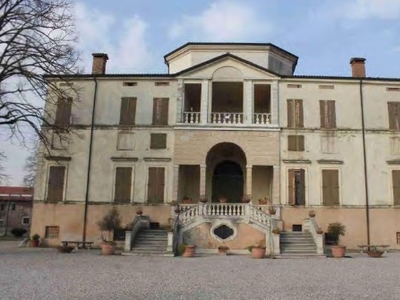 villa in vendita a Curtatone