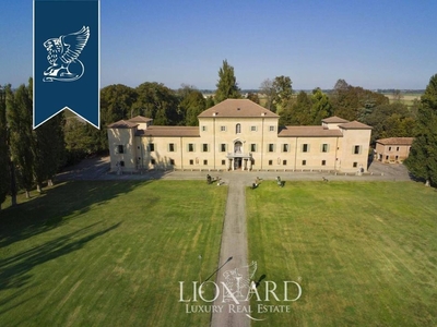 Prestigiosa villa in vendita Reggiolo, Italia