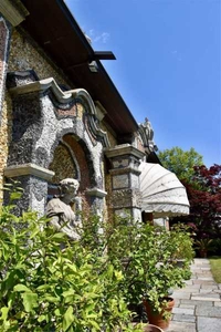 Villa Singola in Affitto ad Comerio - 5000 Euro