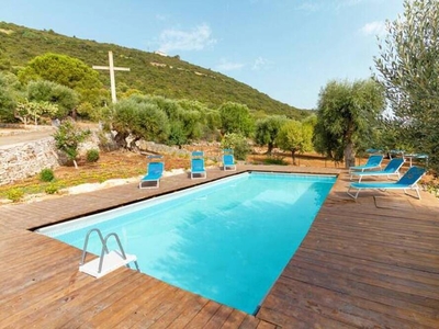 Villa & Trullo x14 with pool, terrace and parking