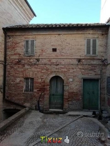 Casa in centro storico via G Garibaldi