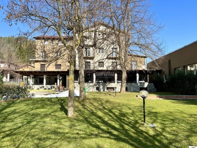 Hotel in vendita a Calizzano via Valle 26