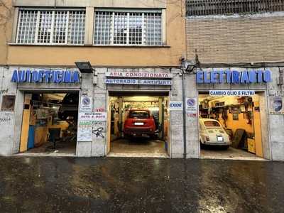 Negozio in vendita a Roma via Asmara, 24E