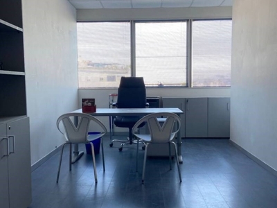 Ufficio in in vendita da privato a Latina viale Le Corbusier, 55