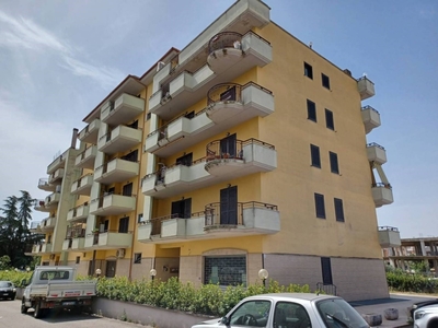Ufficio in vendita a Fiano Romano via Milano