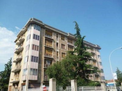 Ufficio in vendita a Legnano corso Sempione, 79