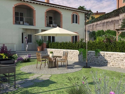 Villa bifamiliare in vendita a San Romano in Garfagnana, San Romano in Garfagnana, LU