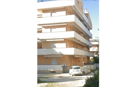 Affitto Appartamento Vacanze a Alba Adriatica, Via Olimpica 28