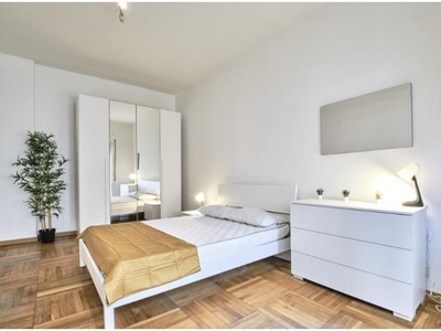 Affitto Appartamento Vacanze a Roma, Zona Romanina, Via Attilio Friggeri 35