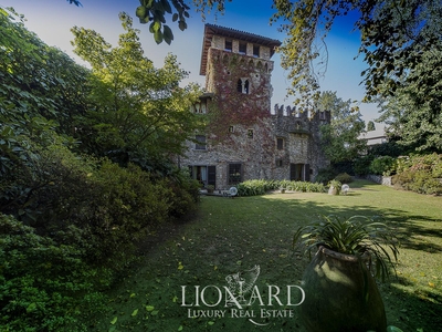 Antica residenza di lusso perfettamente restaurata in Lombardia