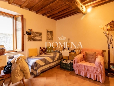 Appartamento in vendita 2 Stanze da letto a Monteriggioni