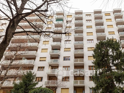 Appartamento in Vendita in Corso Sebastopoli 310 a Torino