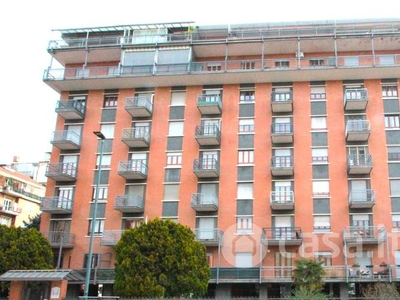 Appartamento in Vendita in Via Italo Pizzi 11 a Torino