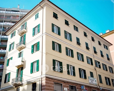 Appartamento in Vendita in Via Venezia 8 a Genova
