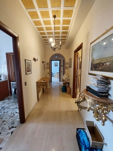 Appartamento in Viale Dante Alighieri - Piacenza