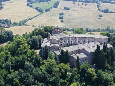 Castello in vendita 80 Stanze da letto a Radicondoli