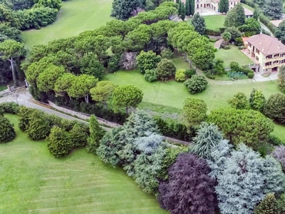 Esclusiva villa di 850 mq in vendita via Riverio Superiore, Carate Brianza, Lombardia