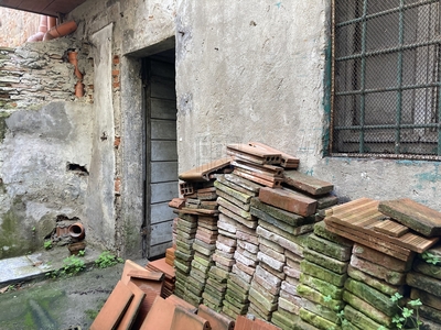 Garage in Via del Fosso - Centro storico, Lucca