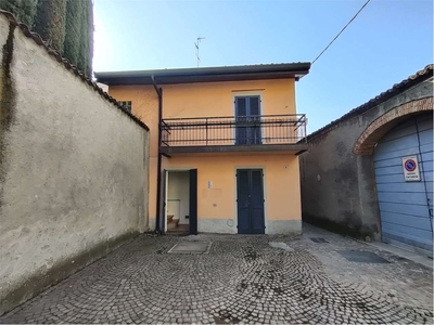 Porzione di casa in vendita, Oggiono