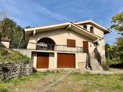Villa in vendita Via Ugolino da Montecatini, Montecatini Terme, Toscana