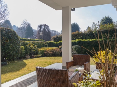 Prestigiosa villa di 600 mq in vendita Strada Privata del Faggio 17, Carimate, Lombardia