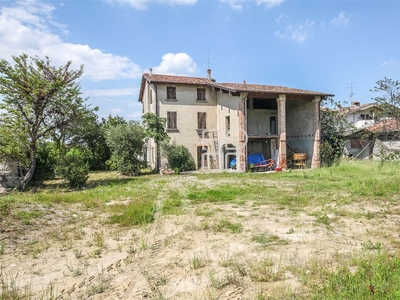 Rustico/Casale/Castello in vendita in Località Montonale , Desenzano del Garda