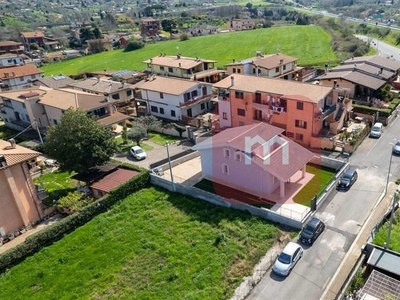 SAN CESAREO VILLA NUOVA COSTRUZIONE CON GIARDINO