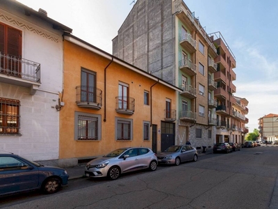 Torino Zona Pozzo Strada: Vendesi Palazzina in blocco