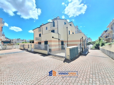 Vendita Appartamento Via Soccorso, Pietra Ligure
