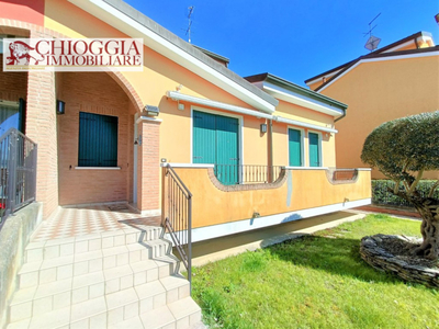 Villa Bifamiliare in vendita a Chioggia - Zona: Ca' Lino