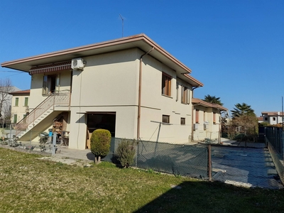 Villa Bifamiliare in vendita a Spinea