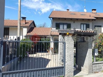 Villa con giardino a Osasco