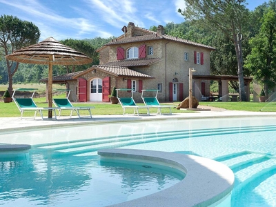 Casa a Montescudaio con barbecue, giardino e piscina