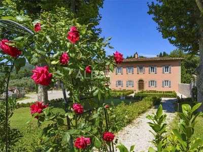 Villa di 450 mq in vendita via del seminario, 6, Pistoia, Toscana