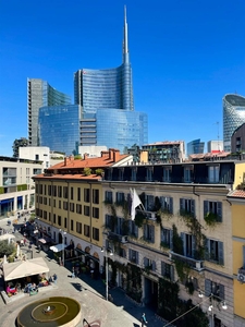 Appartamento in vendita a Milano Porta Nuova